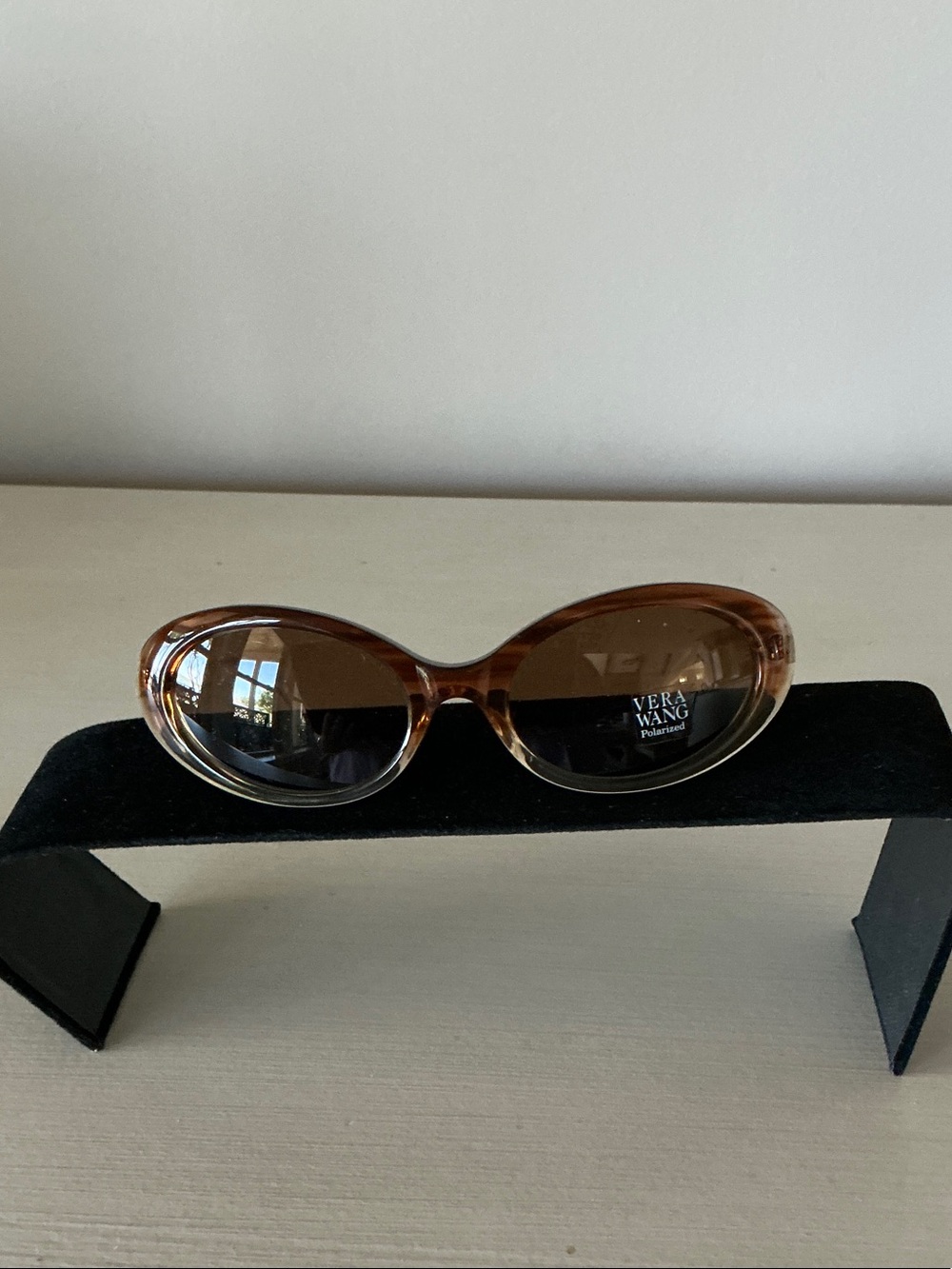 Authentic, Vera Wang Tortoiseshell Oval Sunglasses with Brown Lenses